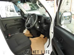 ダイハツ ハイゼットカーゴ