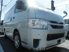 トヨタ ハイエースバン