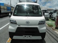 トヨタ ピクシスバン
