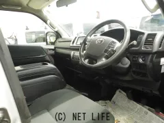 トヨタ ハイエースバン
