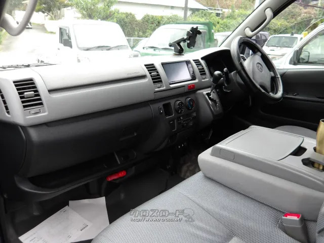 トヨタ ハイエースバン