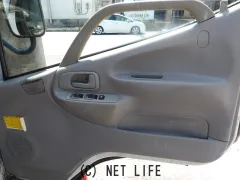 日野自動車 デュトロ