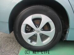 トヨタ プリウス