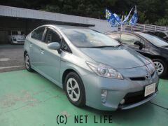 トヨタ プリウス