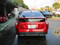 トヨタ プリウス