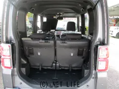 トヨタ ピクシスメガ