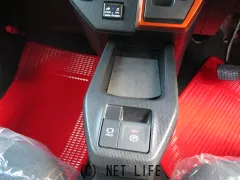 ダイハツ タフト