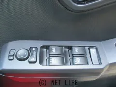 ダイハツ タフト