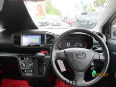 ダイハツ ミライース