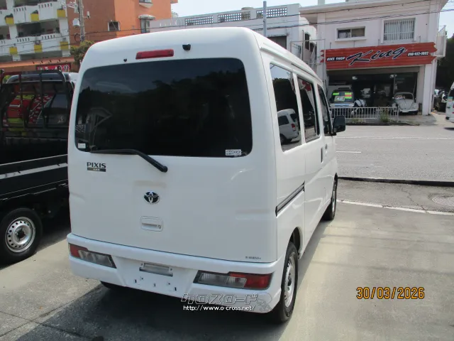 トヨタ ピクシスバン