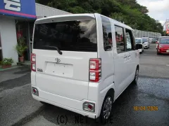 トヨタ ピクシスメガ