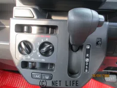 トヨタ ピクシスメガ