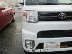 トヨタ ピクシスメガ