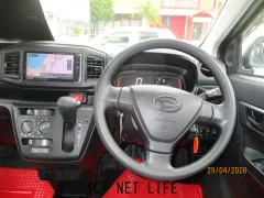 ダイハツ ミライース