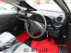 ダイハツ ミライース