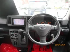 トヨタ ピクシスバン