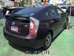 トヨタ プリウス