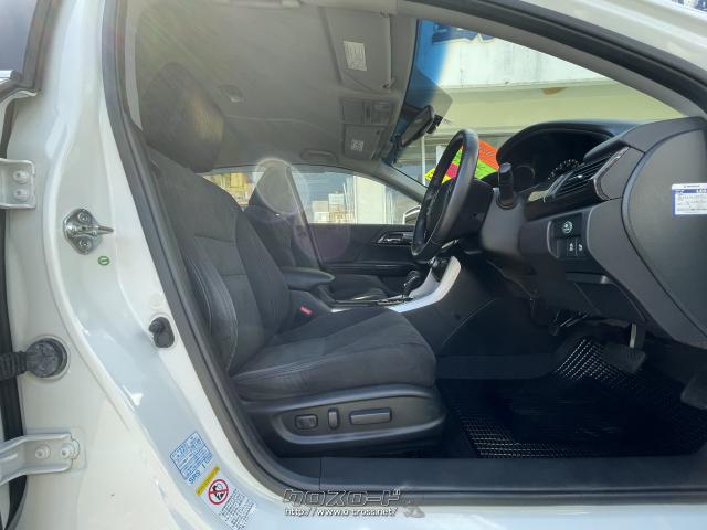 ホンダ アコードハイブリッド LX 純正ナビ&テレビ・フロントカメラ