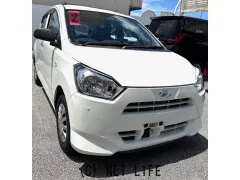 ダイハツ ミライース