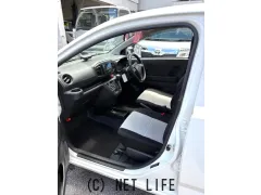 ダイハツ ミライース