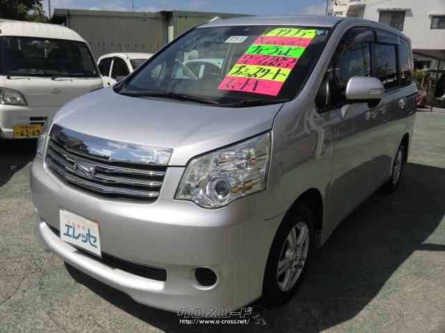 車検2年近く！17000km!  1シリーズ シルバー 5ドア トヨタ ノア（NOAH） X スマートエディション・2013(H25)年式