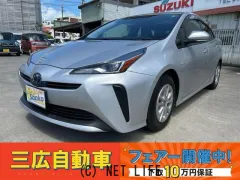 トヨタ プリウス