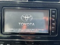 トヨタ プリウス