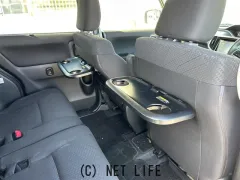 三菱 デリカD：2