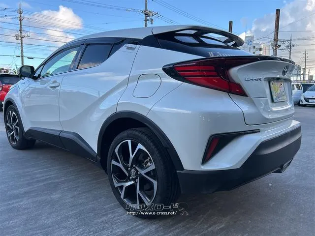 トヨタ C-HR