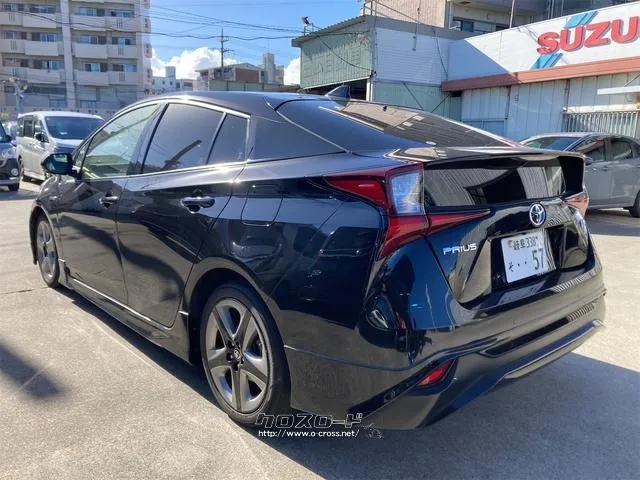 トヨタ プリウス