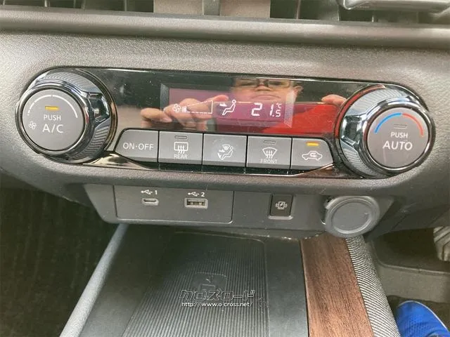 日産 ノートオーラ