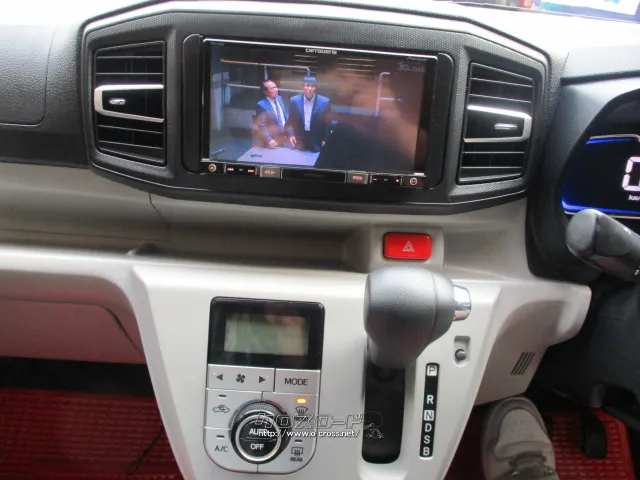 ダイハツ ミライース