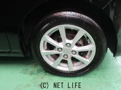 ダイハツ ミライース