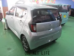 ダイハツ ミライース