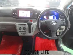 ダイハツ ミライース