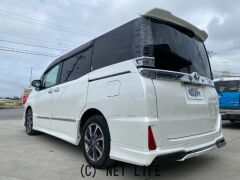 トヨタ ヴォクシー