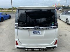 トヨタ ヴォクシー