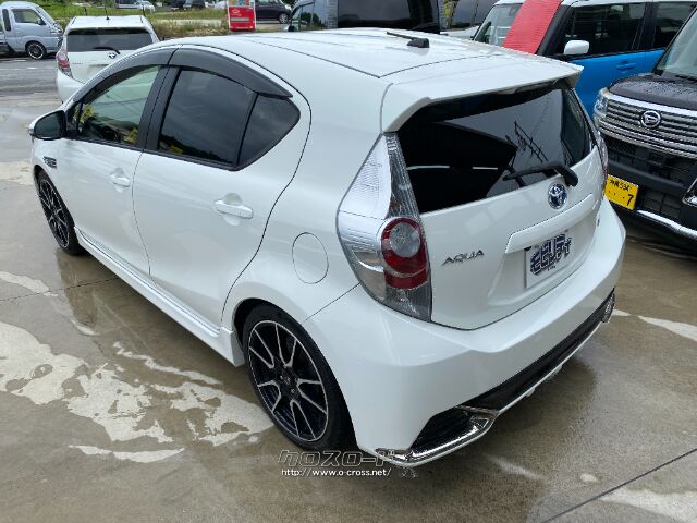 トヨタ アクア