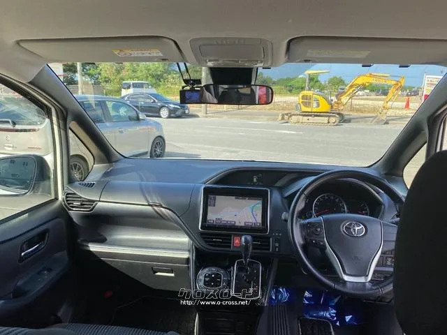 トヨタ ヴォクシー