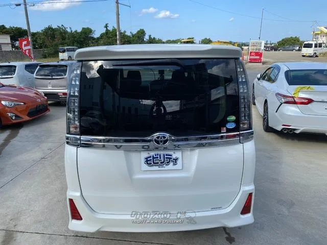 トヨタ ヴォクシー