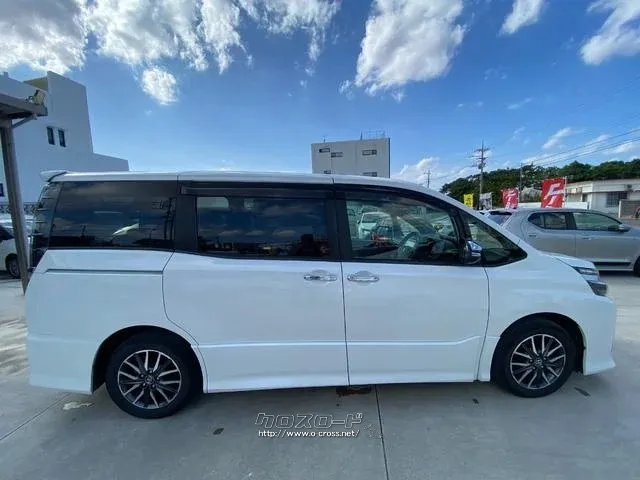 トヨタ ヴォクシー