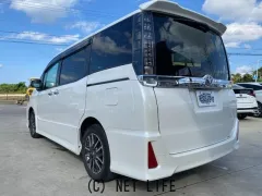 トヨタ ヴォクシー