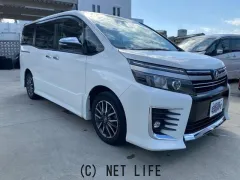 トヨタ ヴォクシー