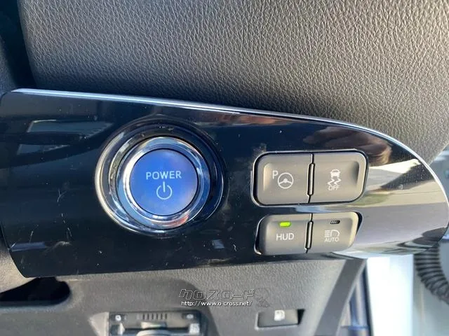 トヨタ プリウス