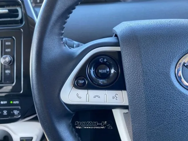 トヨタ プリウス