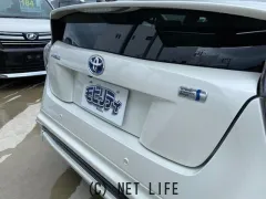 トヨタ プリウス