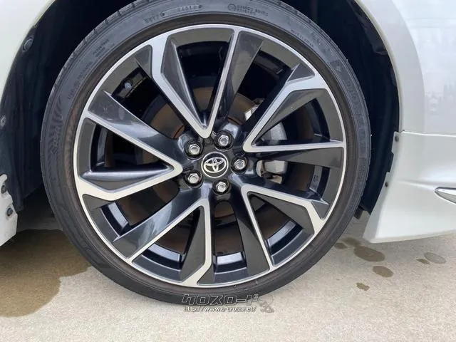 トヨタ カローラスポーツ