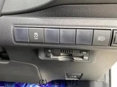 トヨタ カローラスポーツ