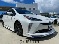 トヨタ プリウス