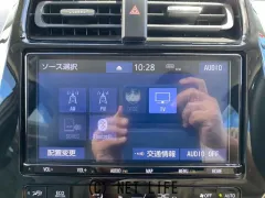 トヨタ プリウス